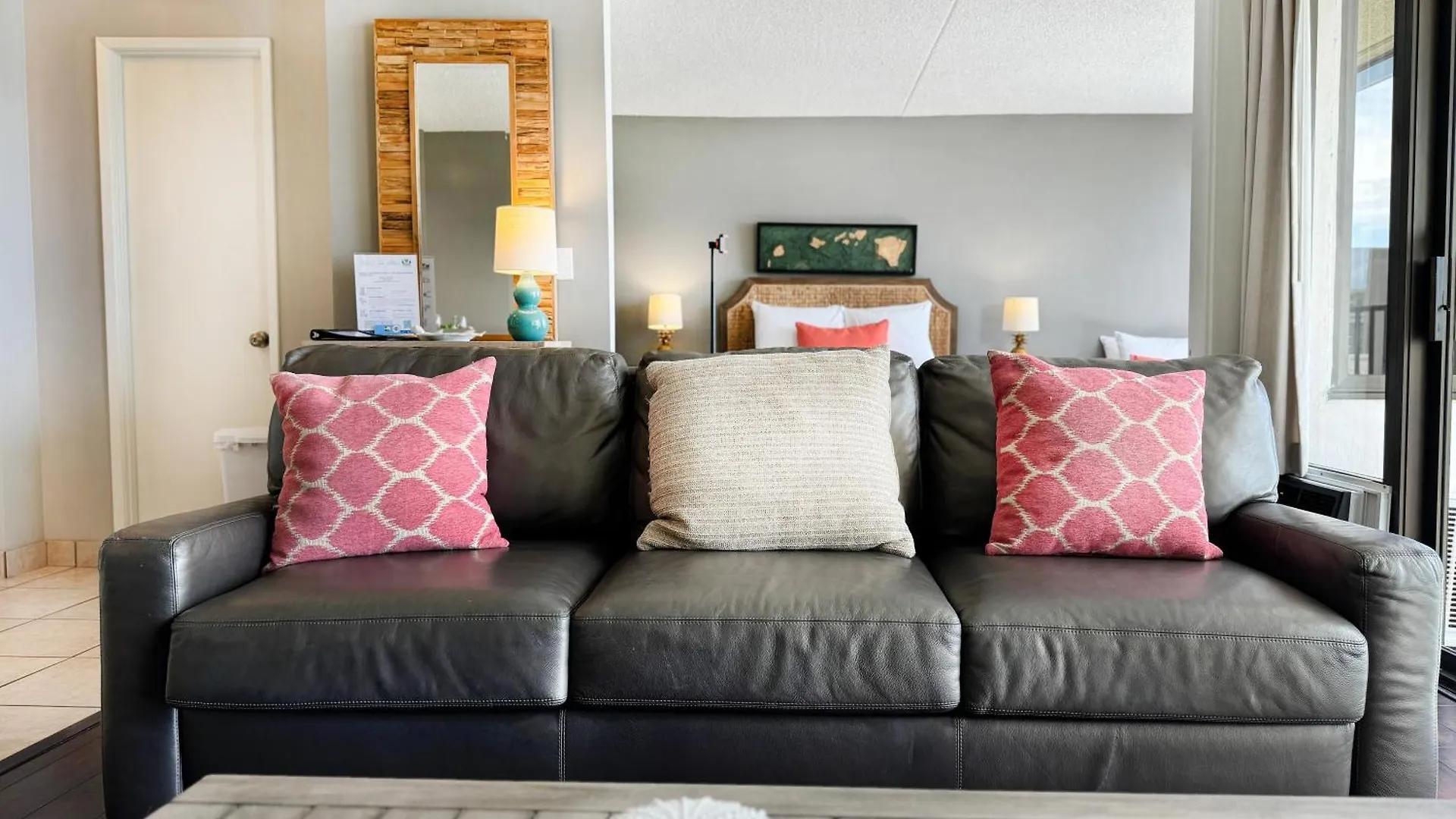 Daire 1Br Oceanview Condo, Near Waikiki Beach With Parking Honolulu ABD