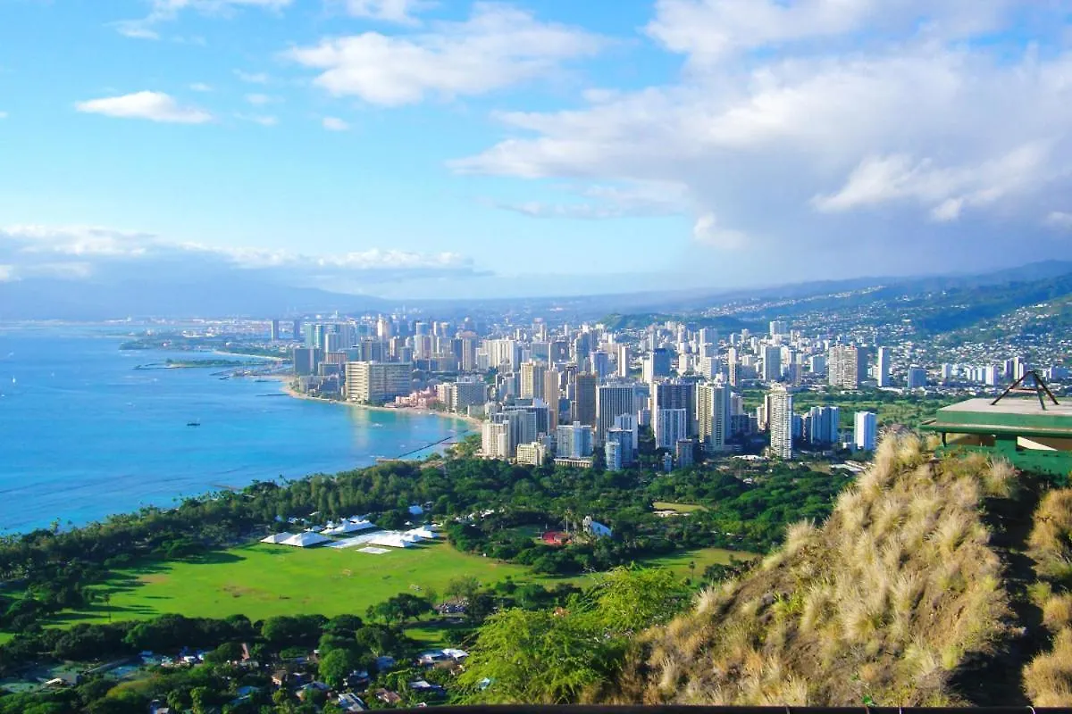1Br Oceanview Condo, Near Waikiki Beach With Parking Honolulu Daire